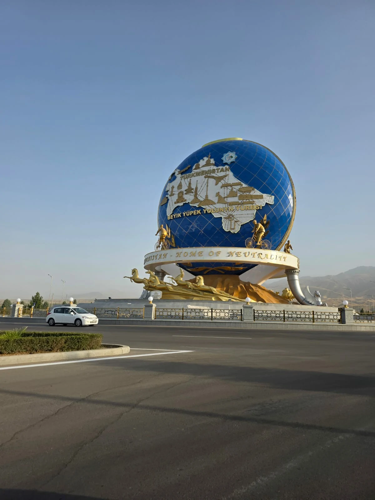 3-Day Turkmenistan Highlights: Shavat Border to Ashgabat & Iran Gateway