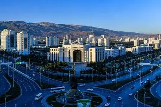 3-Day Ashgabat to Bukhara: Darvaza Crater & Ancient Merv Transit